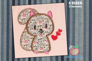 Applique Design of Cute Squirrel With Hearts 