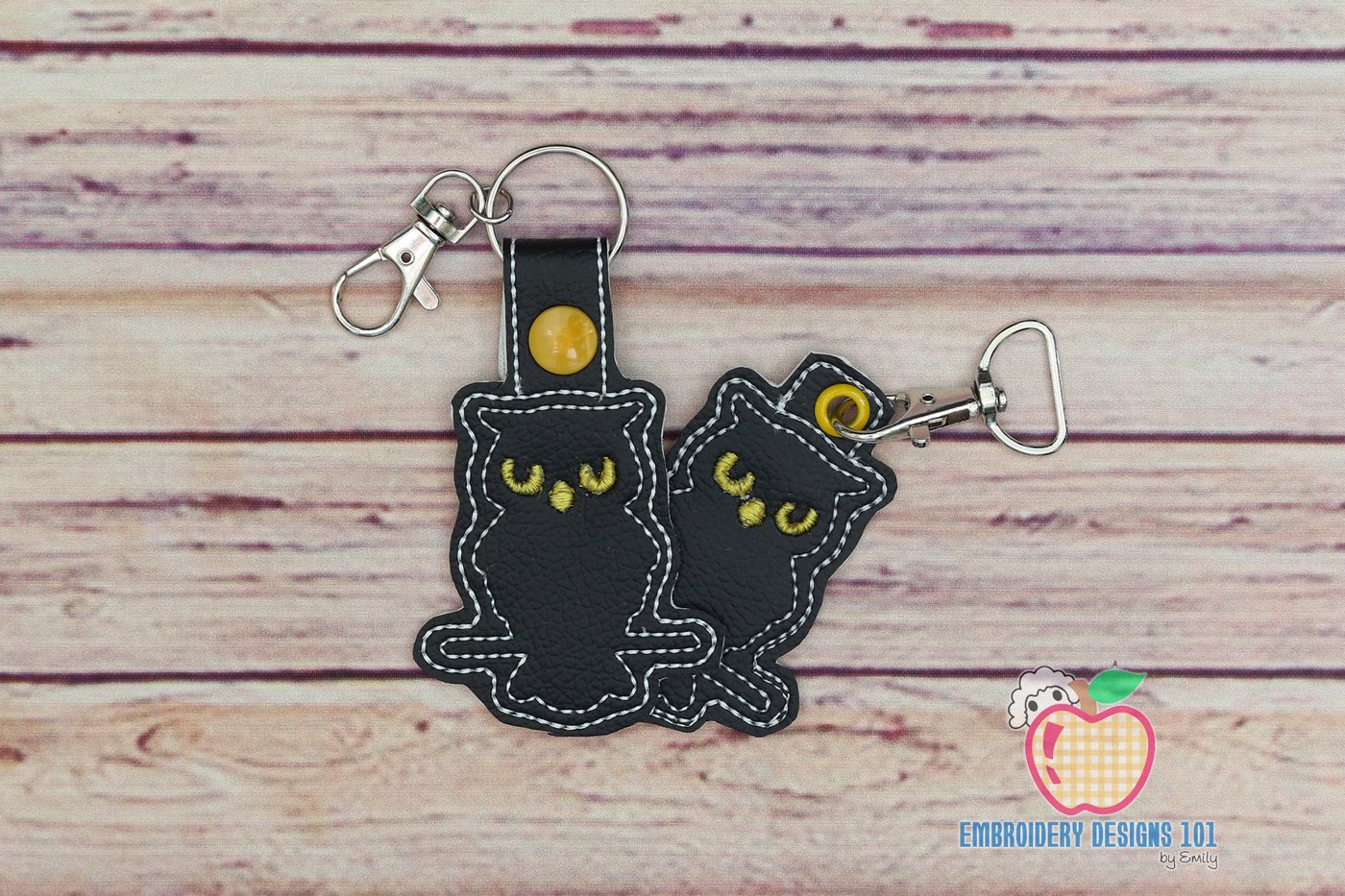 Halloween Owl Keyfob Keychain ITH