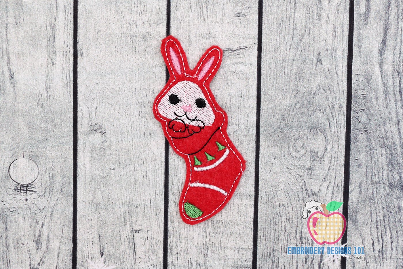 Cute Christmas Bunny Ornament Embroidery